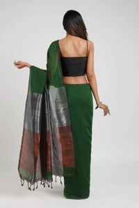 Handloom Solid Color 2D Pallu Saree - Dark Green