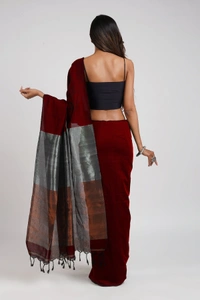 Handloom Solid Color 2D Pallu Saree - Maroon