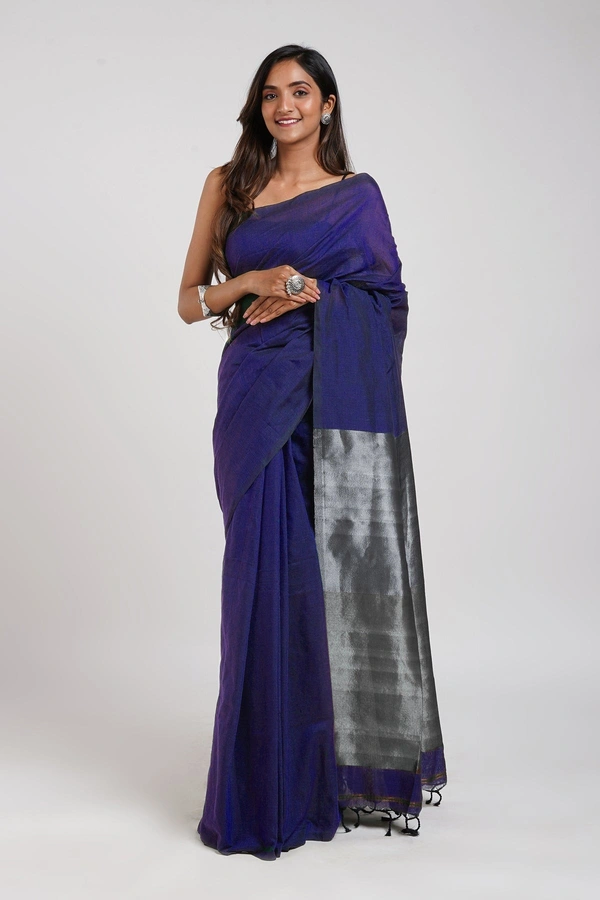Handloom Solid Color 2D Pallu Saree - Blue