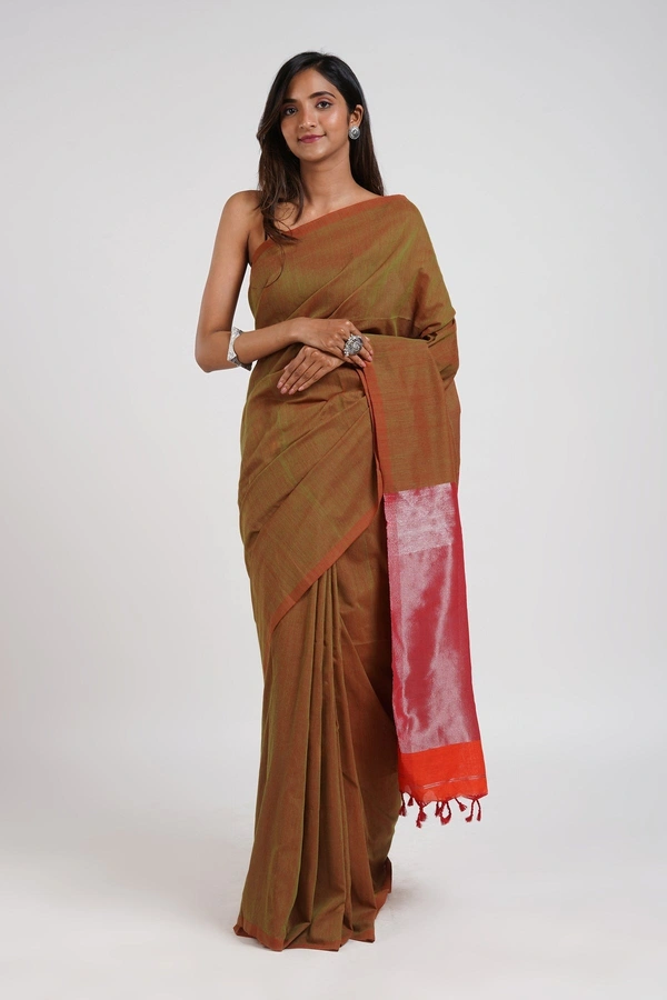 Handloom Solid Color 2D Pallu Saree - Fuel Yellow