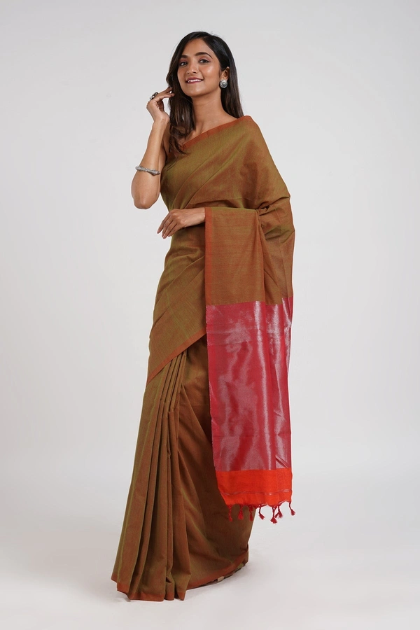Handloom Solid Color 2D Pallu Saree - Fuel Yellow