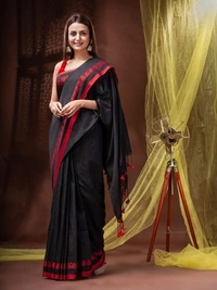 Handloom Heart Weaved Solid Border Saree - Black