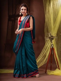 Handloom Heart Weaved Solid Border Saree - Dark Green