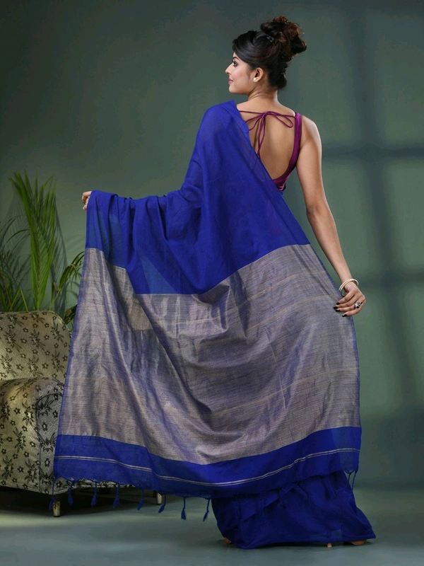 Handloom Solid Color Slab Gichha Pallu Saree - Blue