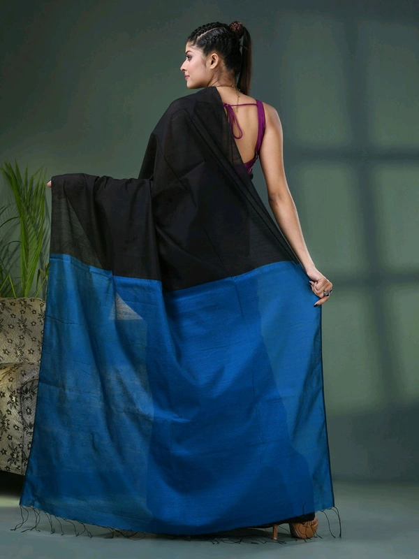 Cotton Blend Contrast Pallu Saree - Black & Blue, Cotton