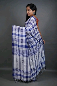 Handloom Box Check Cotton Saree  - White & Blue