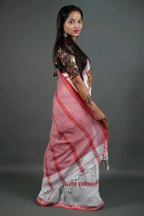 Red Pallu Cross Chain Cotton Saree  - White & Red