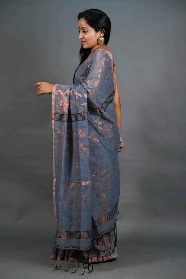 Golden Zari Woven Cotton Blend Saree - Gray