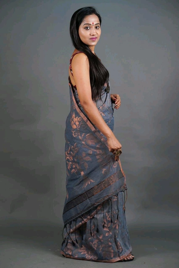 Golden Zari Woven Cotton Blend Saree - Gray