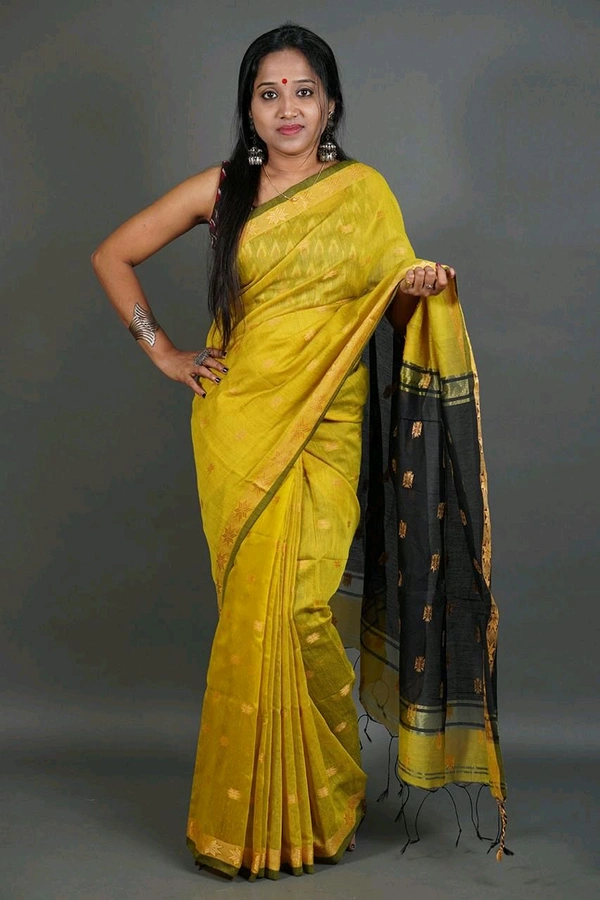 Zari Woven Maheswari Saree  - Gold