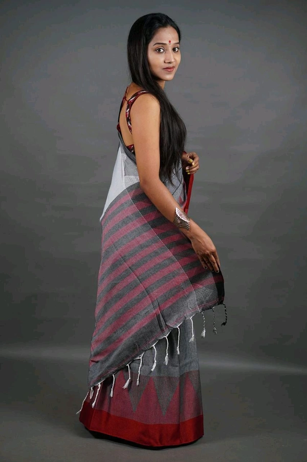 Temple Border Cotton Saree - Gray