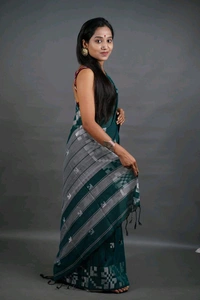 Floral Border Cotton Saree - Dark Green
