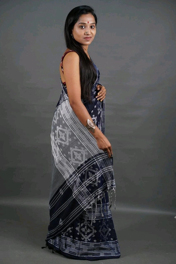 Handloom Woven Desinger Cotton Saree  - Navy Blue