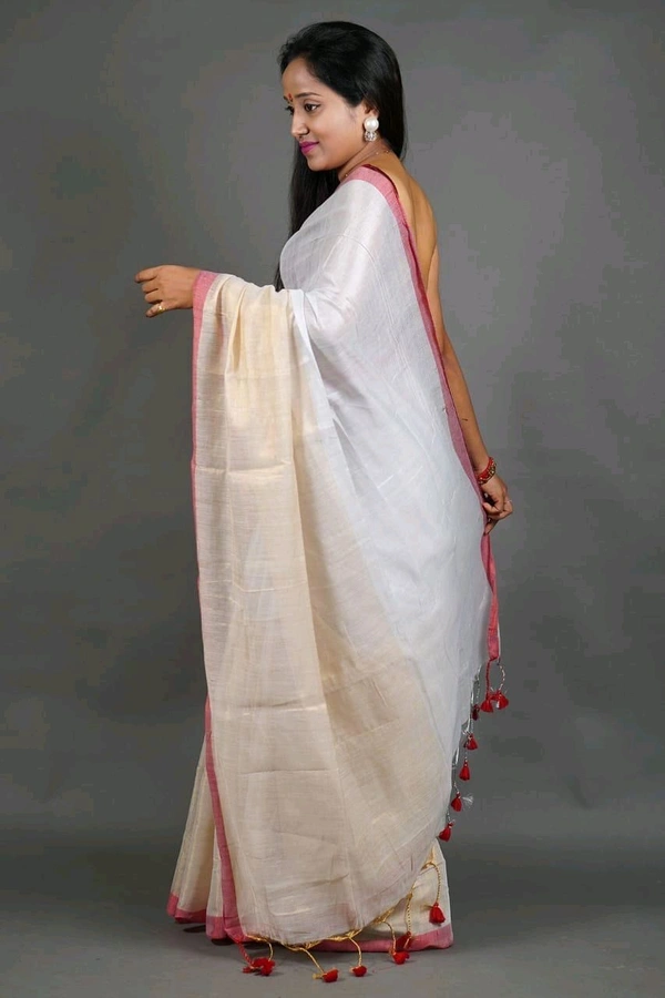 Red Border Ganga Jamuna Cotton Saree  - White