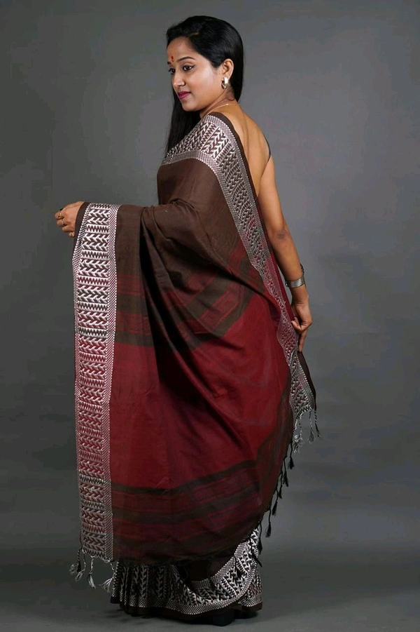 Woven Border Khadi Cotton Saree - Brown