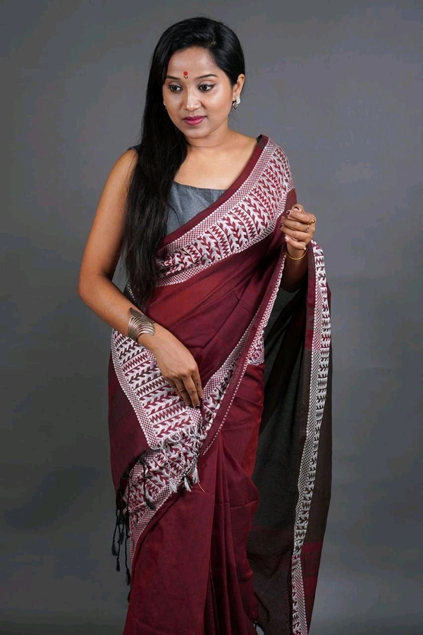 Woven Border Khadi Cotton Saree - Maroon