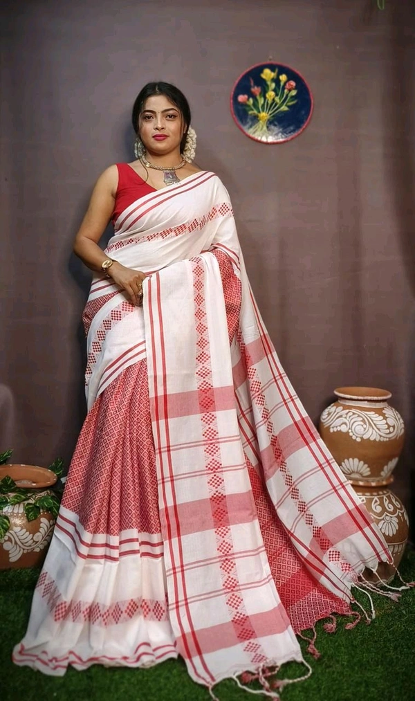 Woven Body Khadi Cotton Saree - Red & White