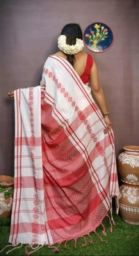 Woven Body Khadi Cotton Saree - Red & White