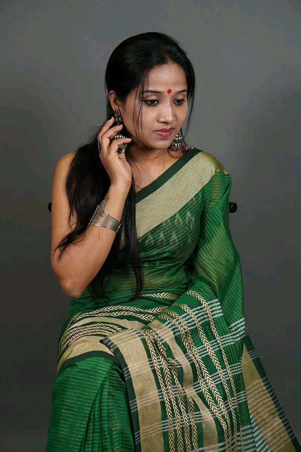 Zori Woven Slab Cotton Saree  - Green