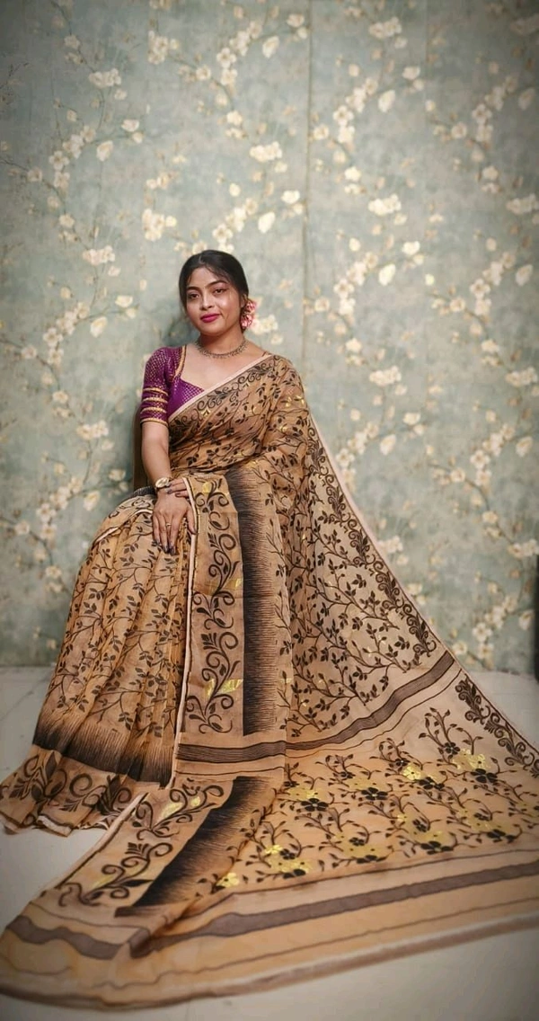 Traditional Soft Ikkat Lata Jamdani - Calico