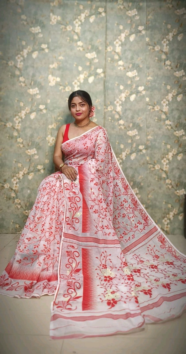 Traditional Soft Ikkat Lata Jamdani - White & Red