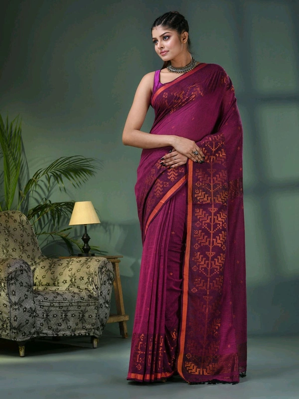 Handloom Zari Woven Border Cotton Saree  - Maroon