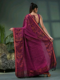 Handloom Zari Woven Border Cotton Saree  - Maroon