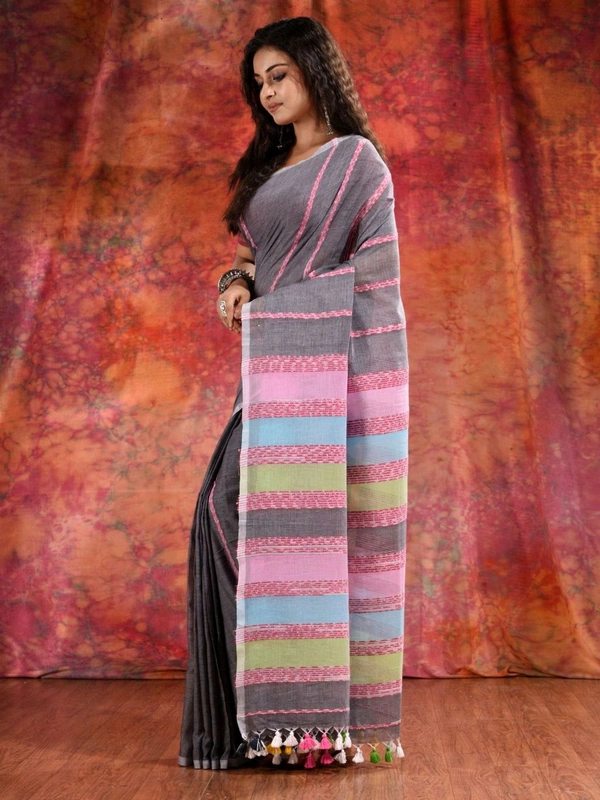 Bengal Handloom Khadi Khesh Saree - Silver