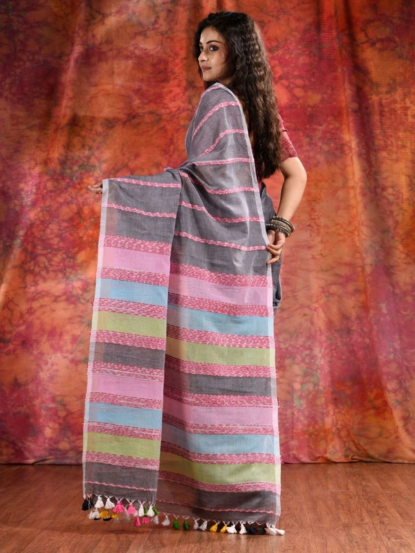 Bengal Handloom Khadi Khesh Saree - Silver