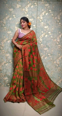Traditional Bengal Jamdani With Blouse Piece  - Multi