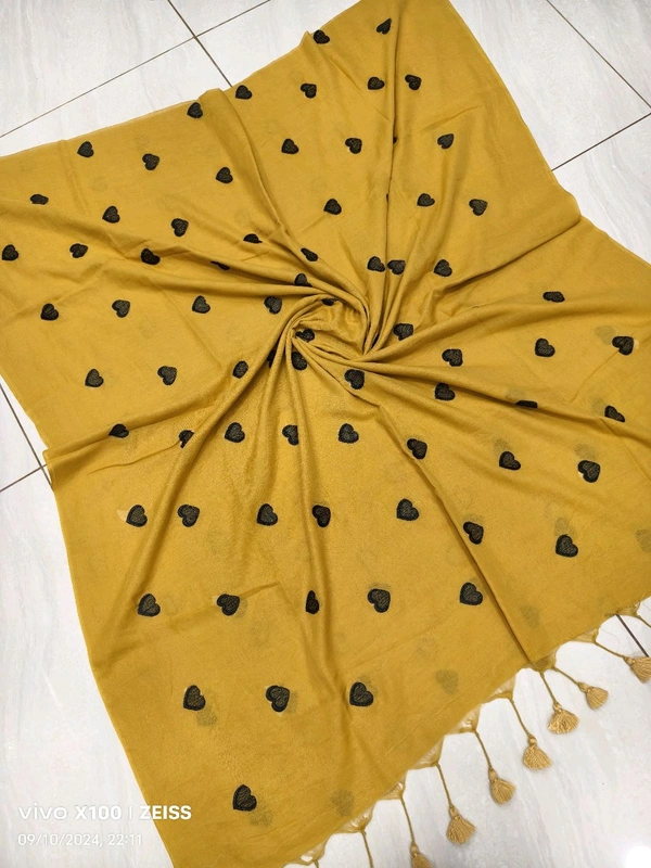 Handloom Mul Cotton Heart Motive Saree  - Yellow