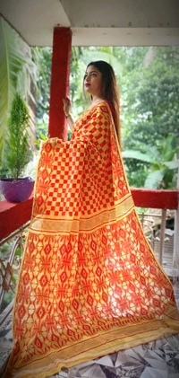 Traditional Woven Pallu Jamdani - Red & Yellow