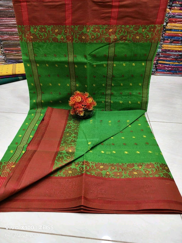 Naksha Border Cotton Tant Saree  - Green