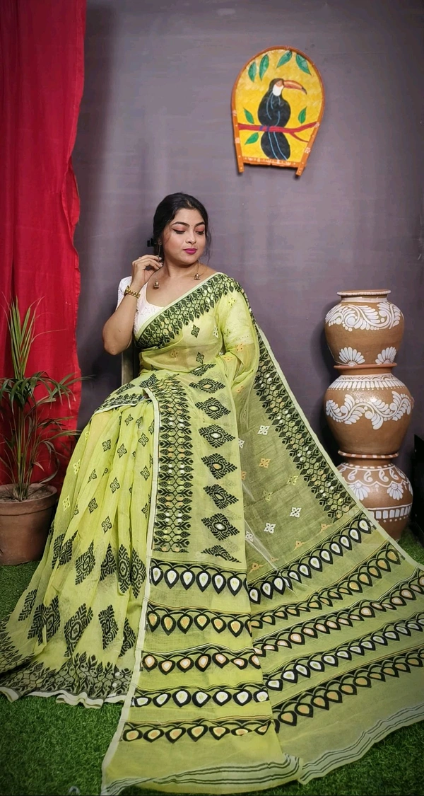 Handloom Minakari Pata Jamdani  - Olive