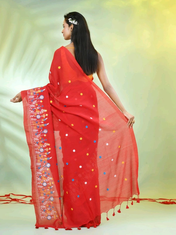Handloom Floral Embroidered Saree - Red