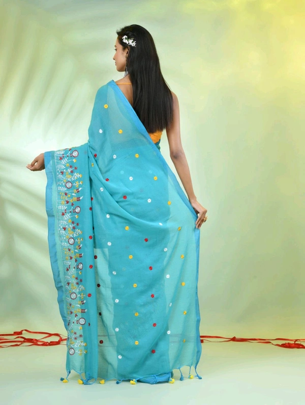 Handloom Floral Embroidered Saree - Aqua