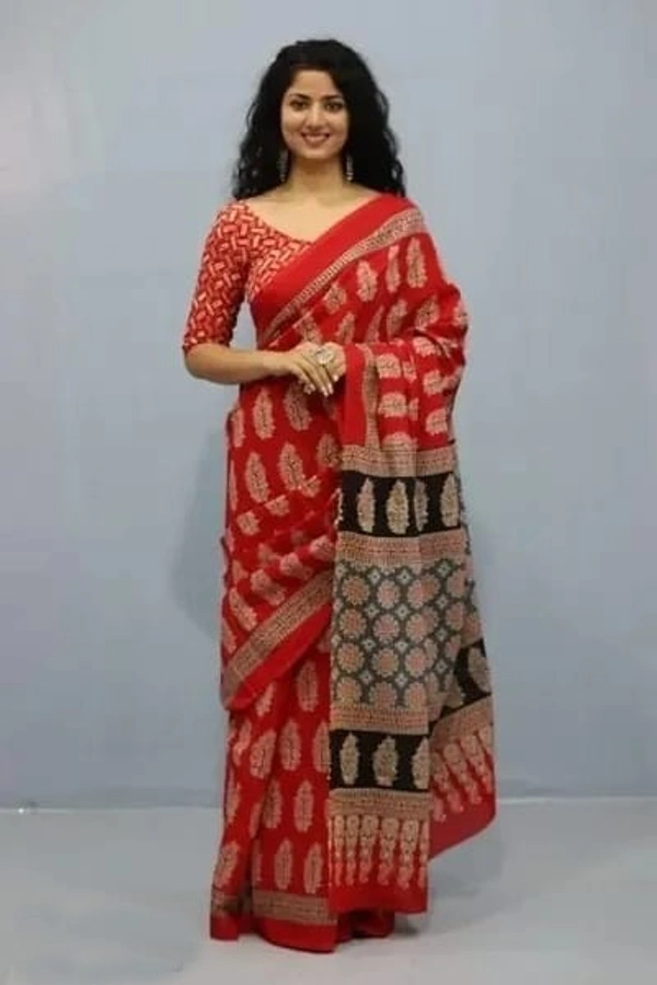 Handloom Mul Cotton Ajrakh Printed Saree - Mul Cotton