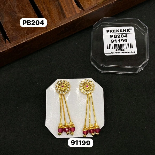 Earrings 
