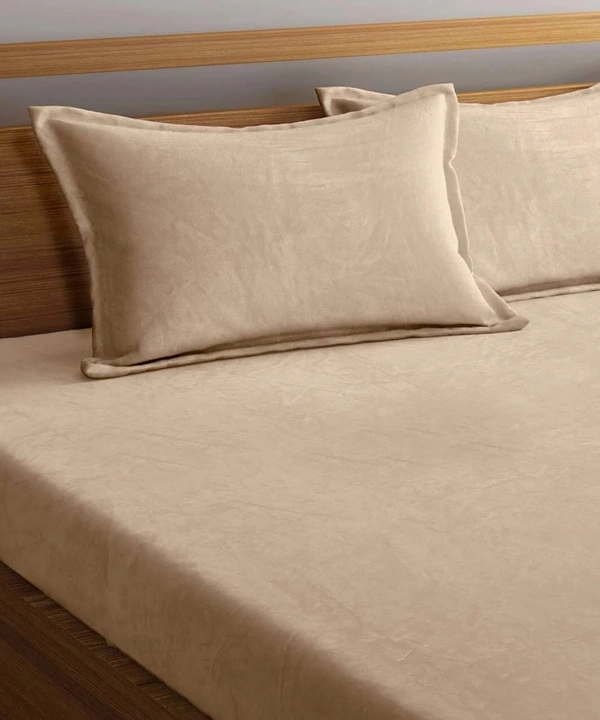 MORADO 190 GSM Flannel Super Soft Warm Elastic Fitted Single Bed Bedsheet with 1 Pillow Covers for Winters - 36x72x8 Inches, Camel - 36x72x8 Inches, Camel