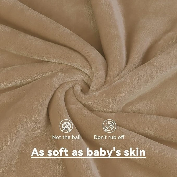 MORADO 190 GSM Flannel Super Soft Warm Double Bed Quilt Cover/Duvet Cover/Rajai Cover/Blanket Cover for Winters with Zipper -90x100 Inches, Camel - 90x100 Inches, Camel