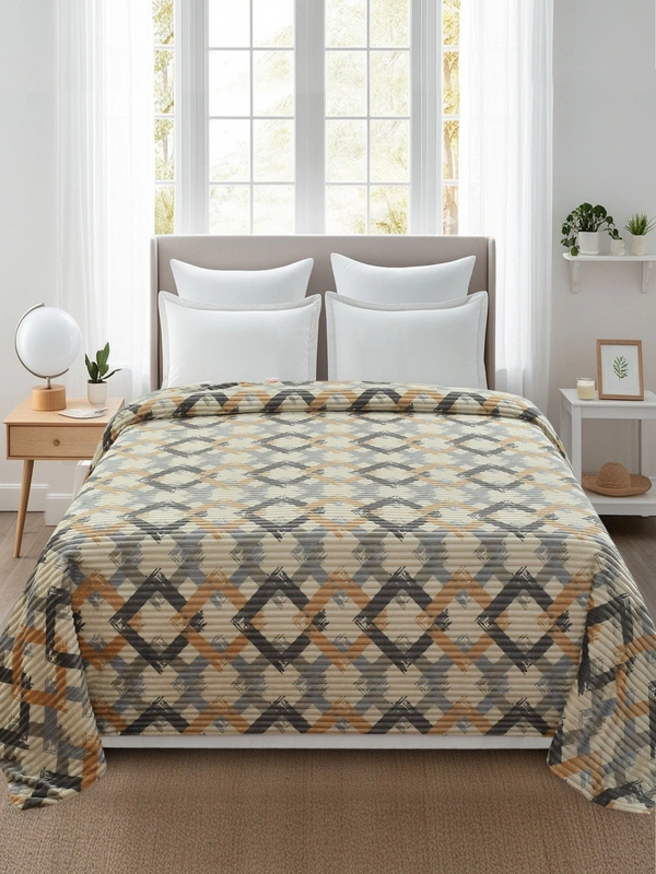 MORADO 190 GSM Flannel Super Soft Warm Double Bed Quilt Cover/Duvet Cover/Rajai Cover/Blanket Cover for Winters with Zipper -90x100 Inches, Off White - 90x100 Inches, Off White