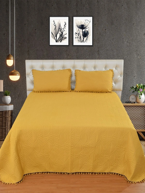 MORADO Glace Cotton Luxury Ultrasonic Printed Lightweight All Season Bedspreads/Quilted Bed Cover With 2 King Size Pillow Covers - (90x100 inches - OffWhite Pink) - 90x100 Inches, Mustard