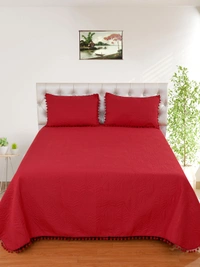 MORADO Glace Cotton Luxury Ultrasonic Printed Lightweight All Season Bedspreads/Quilted Bed Cover With 2 King Size Pillow Covers - (90x100 inches - Grey) - 90x100 Inches, Maroon
