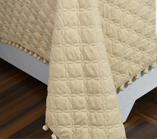 MORADO Premium Glace Cotton Quilted Bed Cover with 2 Quilted Pillow Covers with Beautiful Bubble Lace on Border - 90x100 Inches, Offwhite - 90x100 Inches, Offwhite