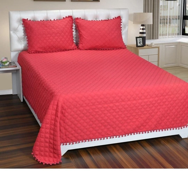 MORADO Premium Glace Cotton Quilted Bed Cover with 2 Quilted Pillow Covers with Beautiful Bubble Lace on Border - 90x100 Inches, Maroon - 90x100 Inches, Maroon