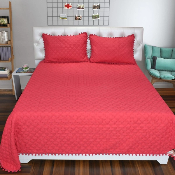 MORADO Premium Glace Cotton Quilted Bed Cover with 2 Quilted Pillow Covers with Beautiful Bubble Lace on Border - 90x100 Inches, Maroon - 90x100 Inches, Maroon
