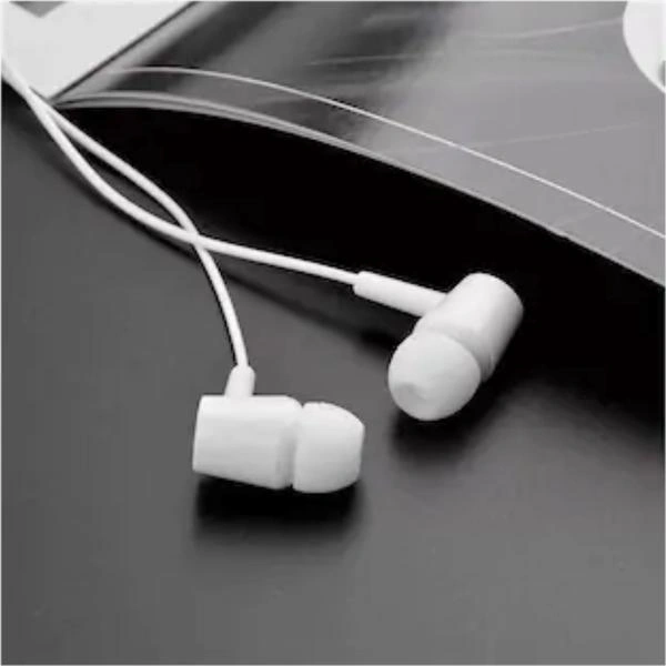  Headphone Isolating headphones with Hands-free Control