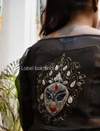 Bakteria  Back applique Blouse Shirt - Black, M