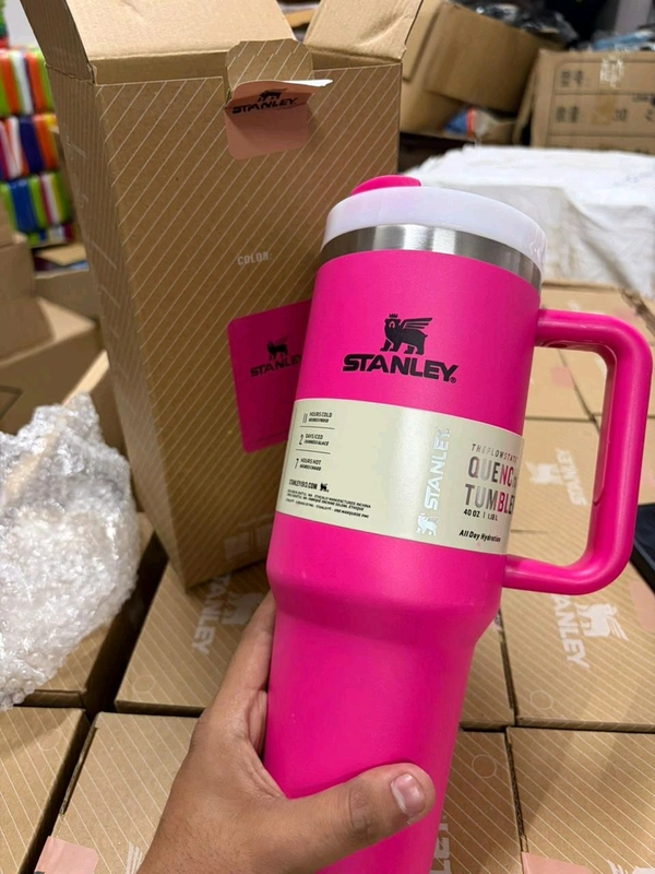 Stanley Quencher H2.0 Tumbler Plain 40oz - Dark Pink
