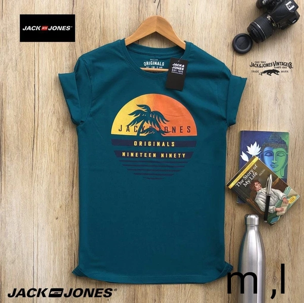 T-SHIRT - M / L / XL XXL